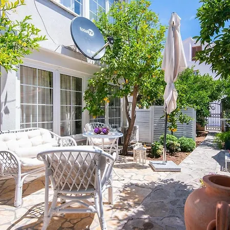 Апартаменты Of The Hills Llr Оребич