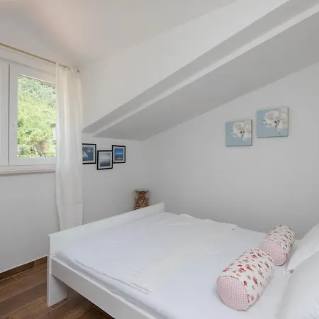 Of The Hills Llr Апартаменты *