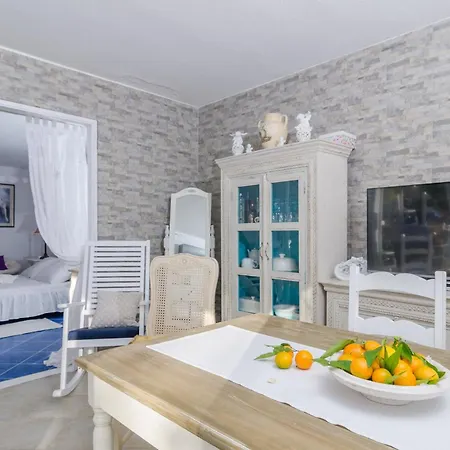 Of The Hills Llr Апартаменты Оребич