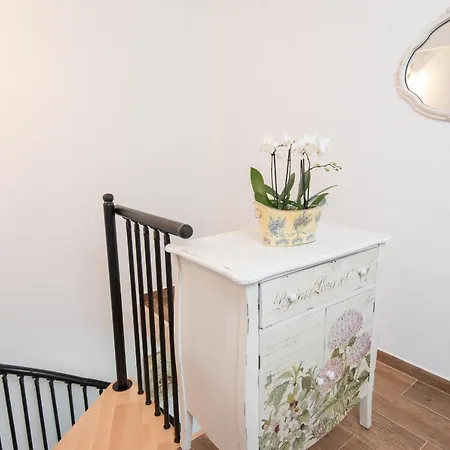 Daire Of The Hills Llr Orebić