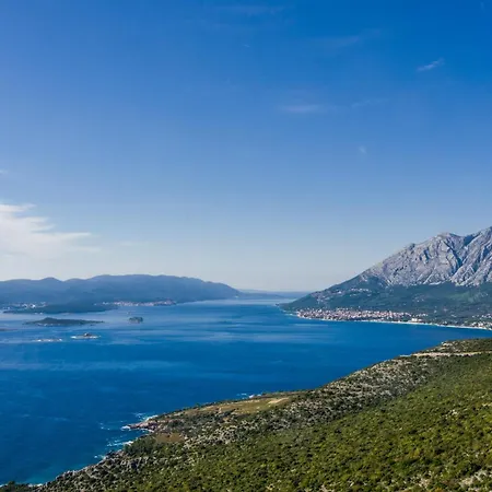 Of The Hills Llr * Orebić