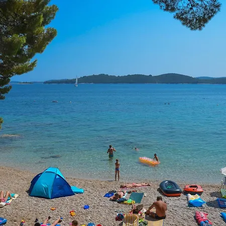 Of The Hills Llr Daire Orebić