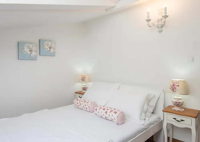 Of The Hills Llr 오레비츠