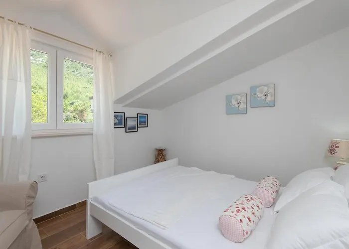 Of The Hills Llr 아파트 *